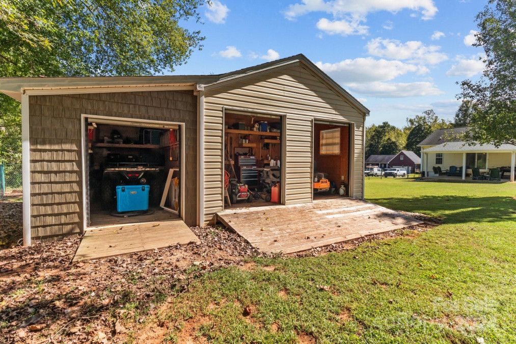 165 Rebecca Ln Salisbury, NC 28146