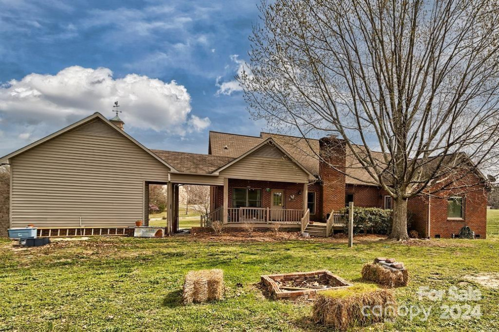 2726 Bluejay Rd Heath Springs, SC 29058