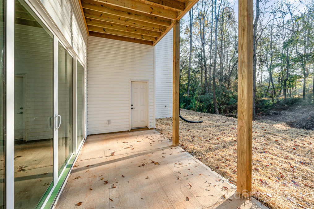 1043 Lester Rd Clover, SC 29710