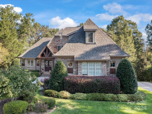 8308 Victoria Lake Dr Waxhaw, NC 28173