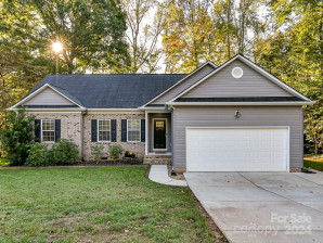 9324 Elvis Dr Charlotte, NC 28215