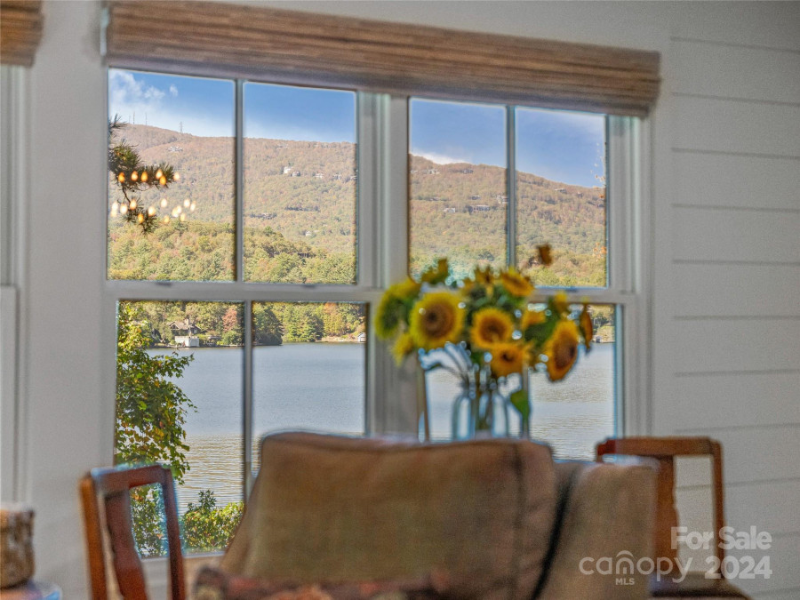 96 Windward Point Lake Toxaway, NC 28747