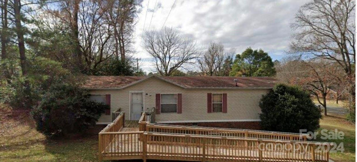 141 Patricia St Lancaster, SC 29720