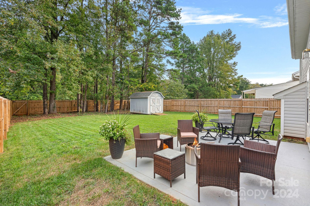 10534 Wilson Glen Dr Charlotte, NC 28214