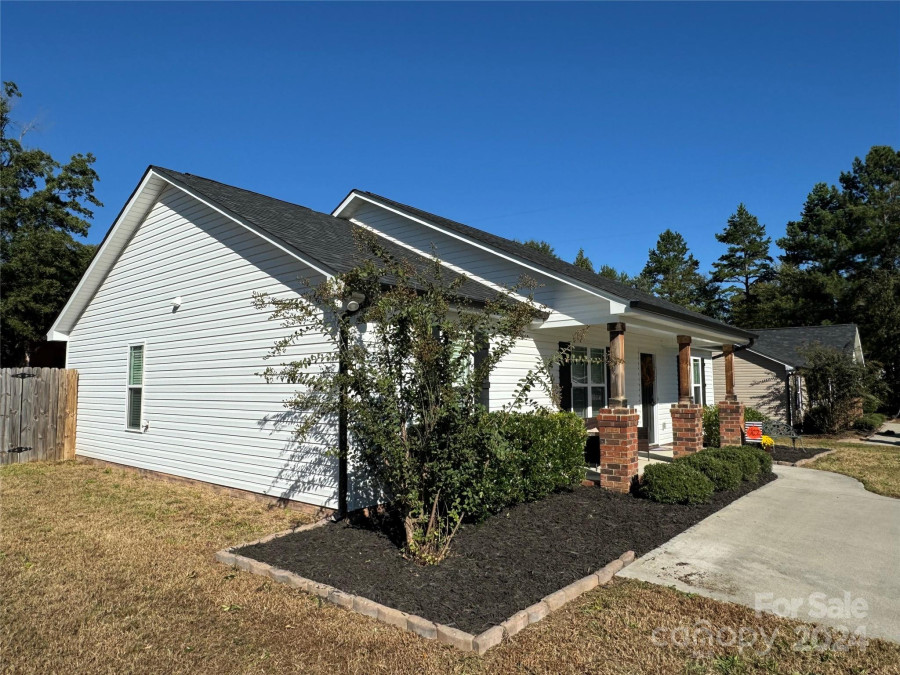 1719 Johnson St Albemarle, NC 28001