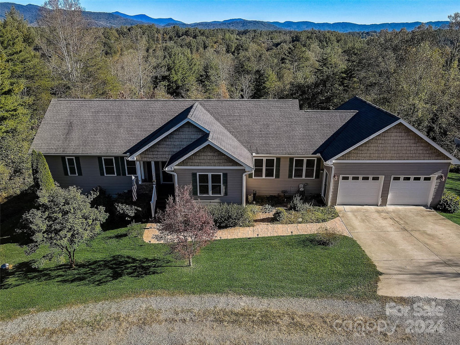 281 Sheppard Branch Rd Weaverville, NC 28787