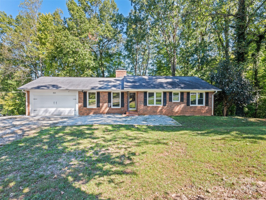 263 Blanton St Columbus, NC 28722