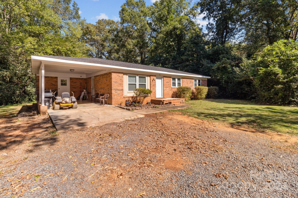 304 Shady Ln Norwood, NC 28128