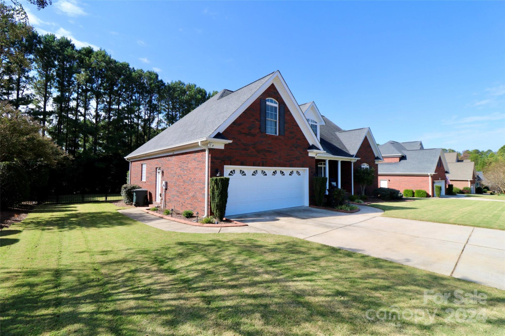 9017 Heather Tc Gastonia, NC 28056