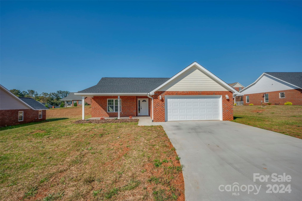 150 Central Park Cir Spindale, NC 28160