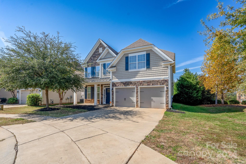 8806 Douglas Palace Ct Charlotte, NC 28278