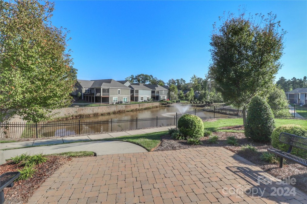 7905 Parknoll Dr Huntersville, NC 28078