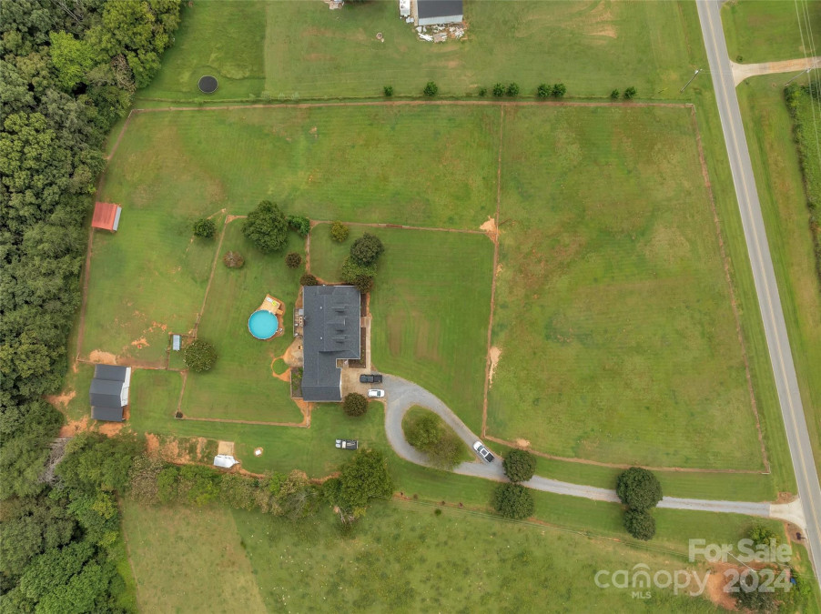 425 Guy Heavner Rd Lincolnton, NC 28092