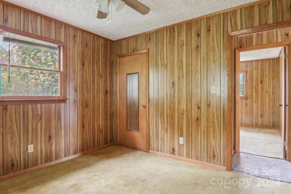 43 Rena Dr Maggie Valley, NC 28751