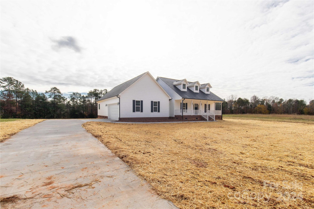 444 Cedar Grove Rd Clover, SC 29710