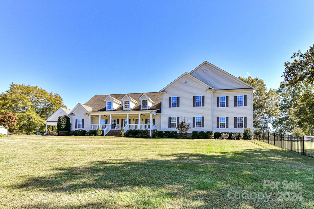 1072 Arabian Farm Rd Clover, SC 29710