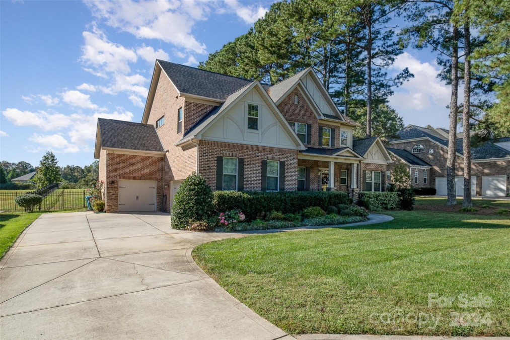 6926 Potter Rd Matthews, NC 28104