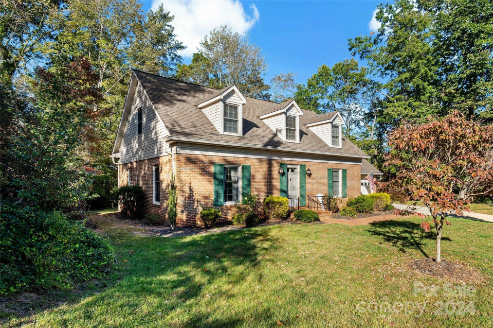 122 Pinecrest Dr Marion, NC 28752