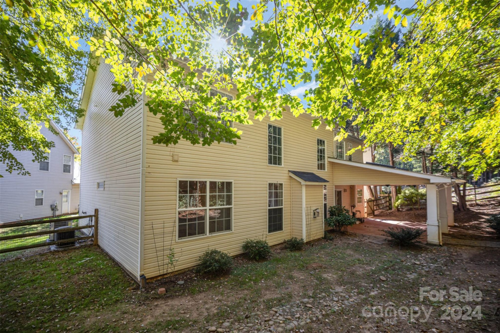 8807 St Brides Ct Huntersville, NC 28078