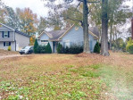 2015 David Earl Dr Charlotte, NC 28213