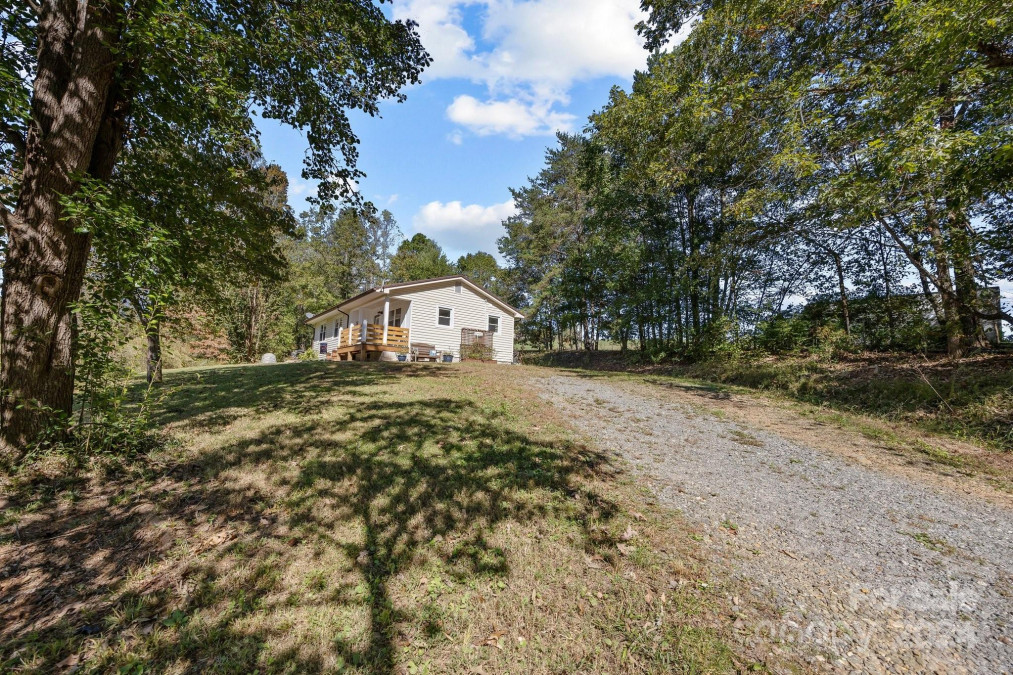 50 Shell Rd Marion, NC 28752