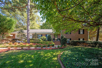 1218 Redcoat Dr Charlotte, NC 28211