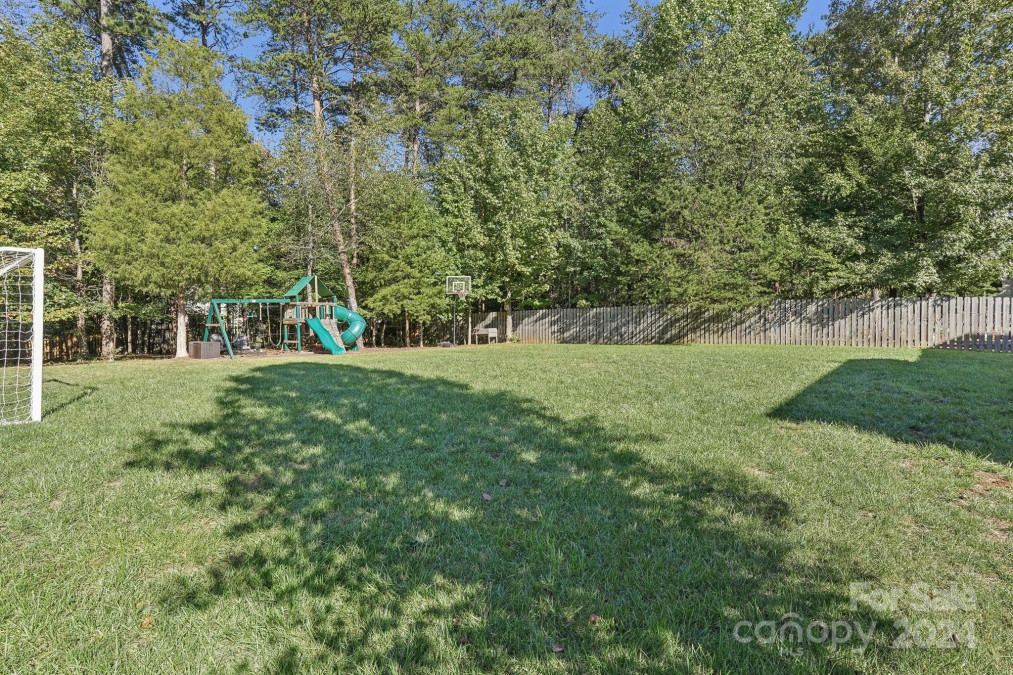 135 Forest Walk Way Mooresville, NC 28115