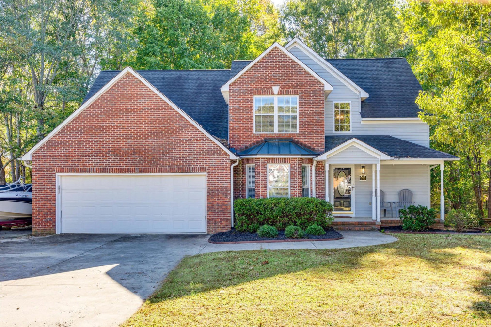 913 Clover Park Dr Clover, SC 29710