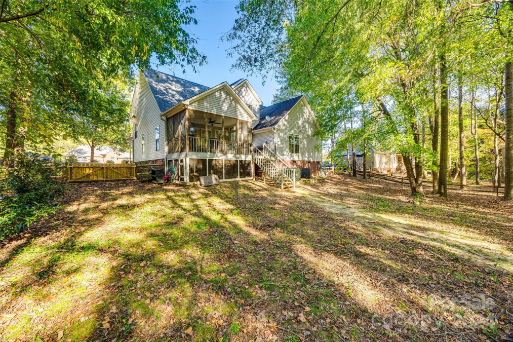 913 Clover Park Dr Clover, SC 29710