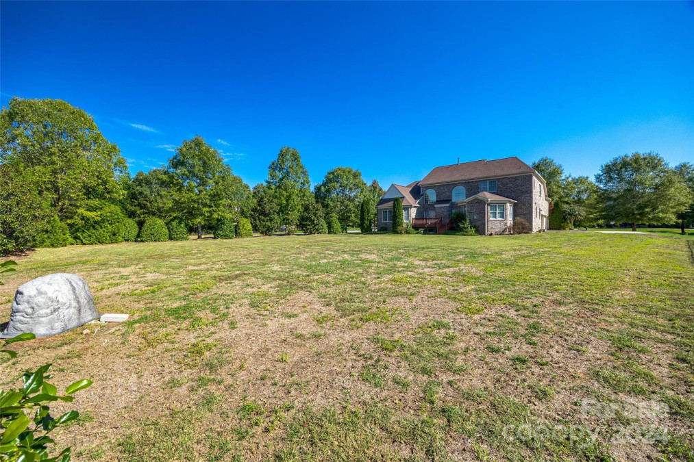 5017 Autumn Blossom Ln Waxhaw, NC 28173