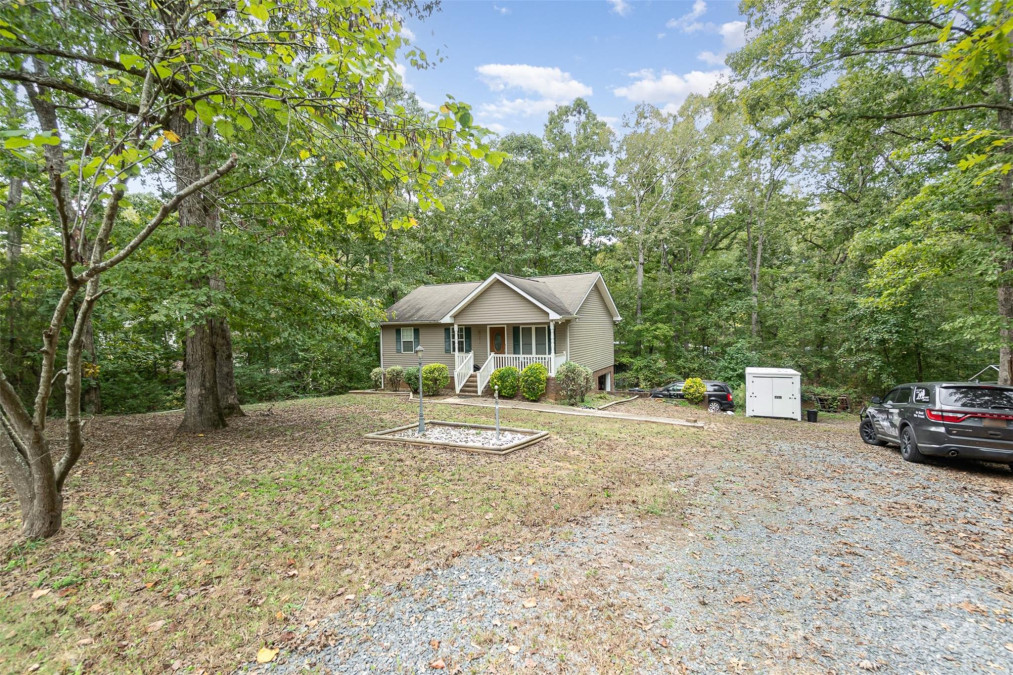 21283 Ravenwood Rd Albemarle, NC 28001