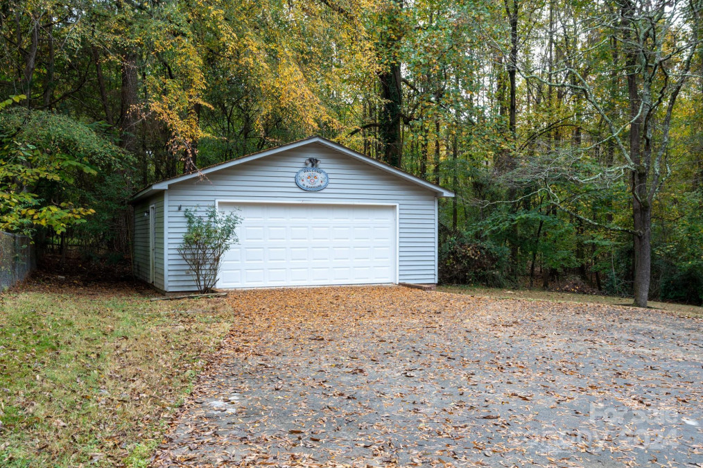 1207 Poplar St Landis, NC 28088