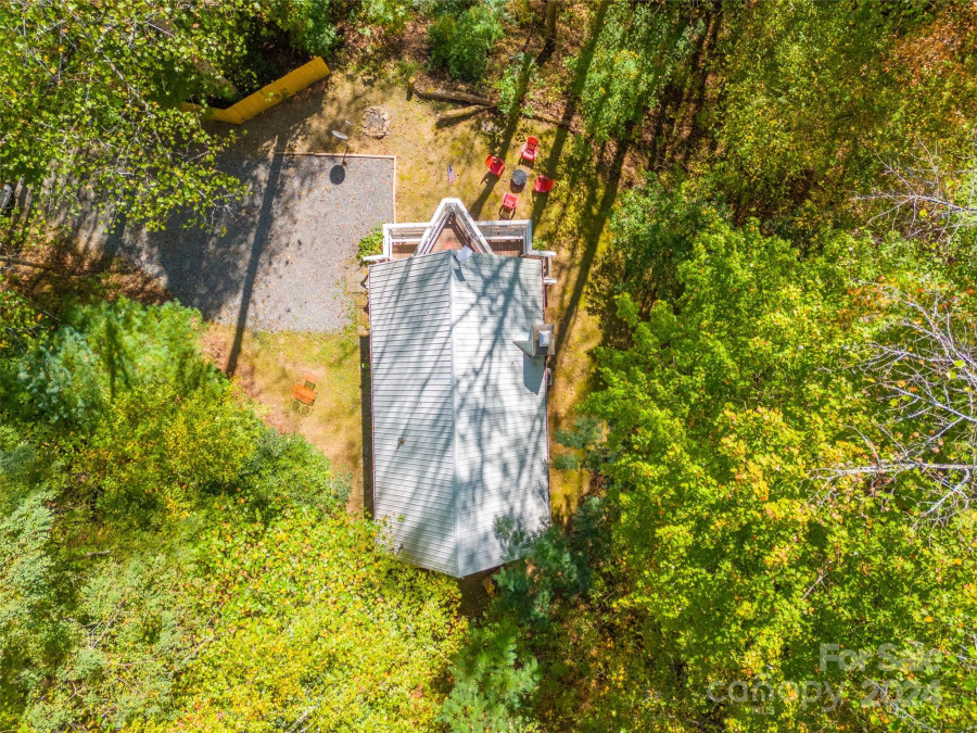 182 Bedrock Rd Whittier, NC 28789