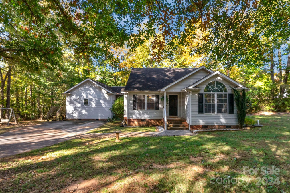 419 Bethel School Rd Clover, SC 29710