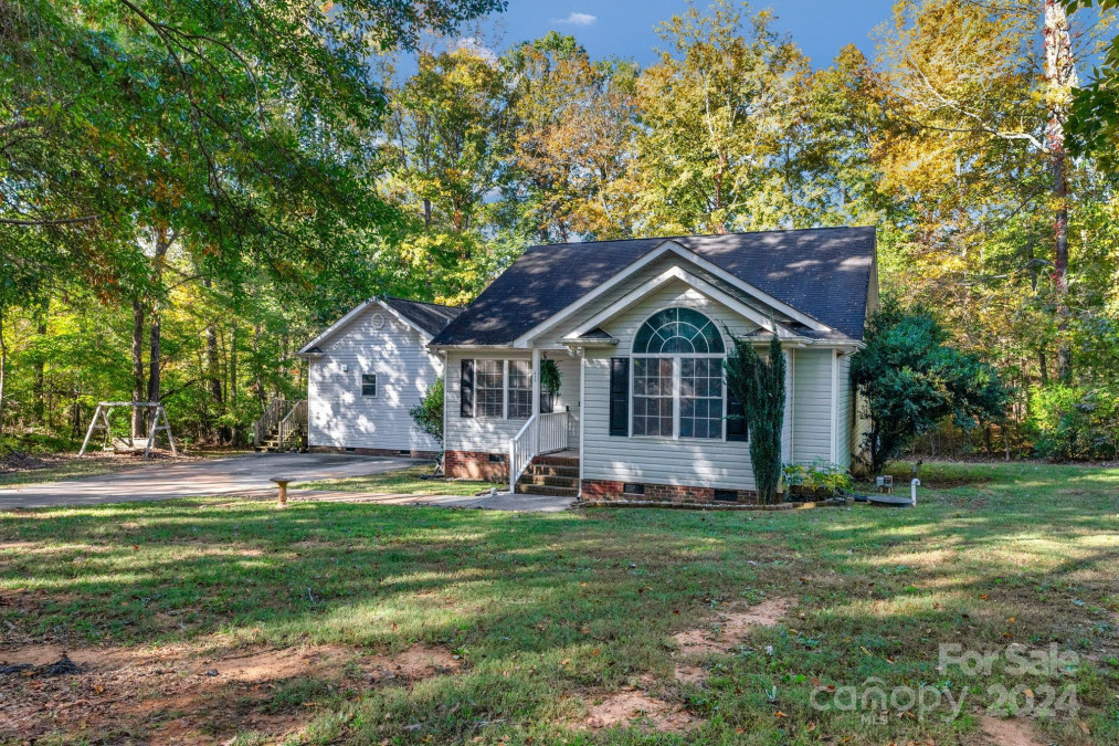 419 Bethel School Rd Clover, SC 29710