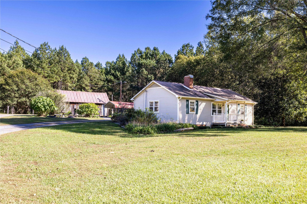 4467 Nc Highway 109 Hw Mount Gilead, NC 27306