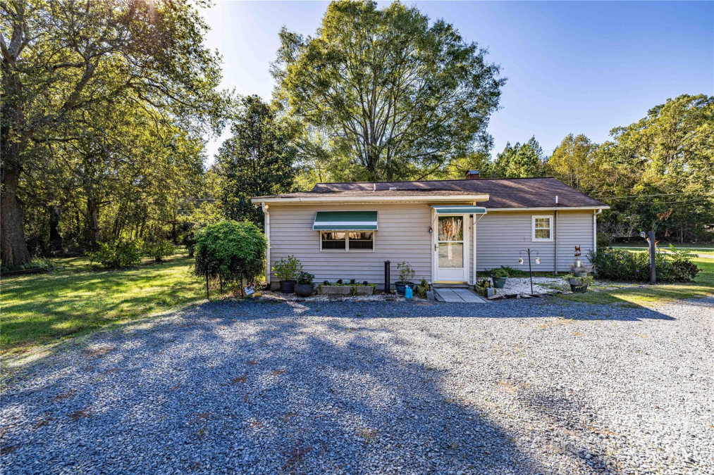 4467 Nc Highway 109 Hw Mount Gilead, NC 27306