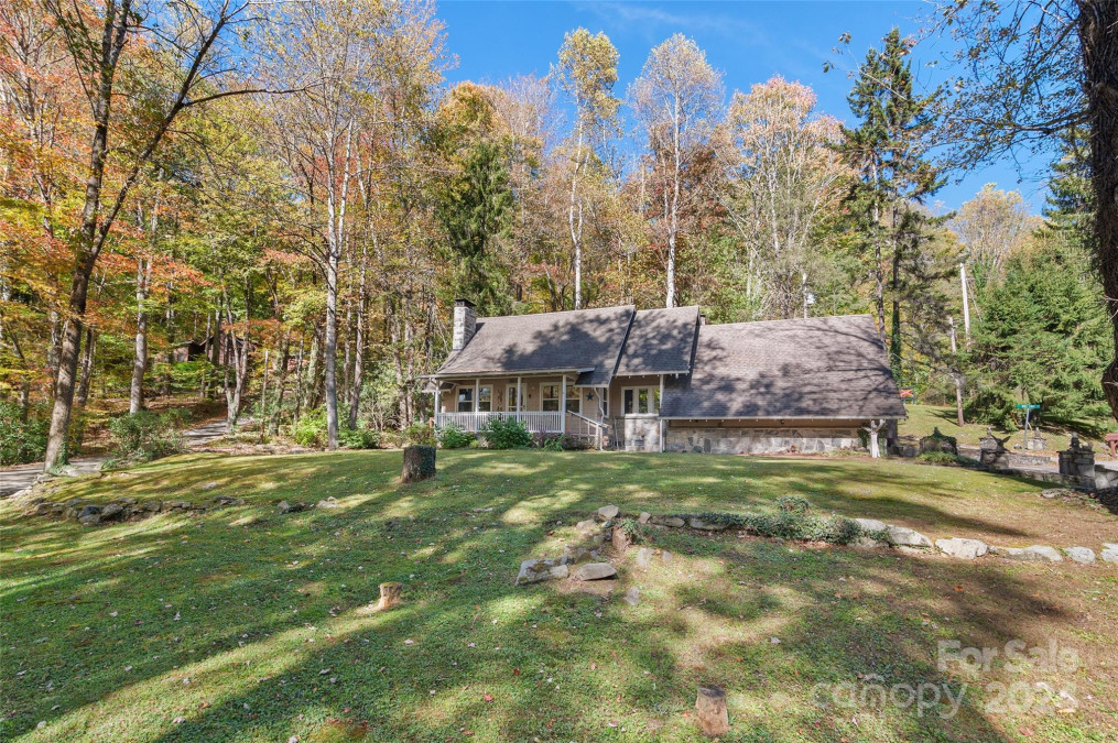 1233 Fie Top Rd Maggie Valley, NC 28751