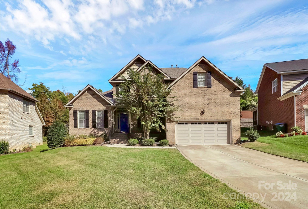 1909 Windrow Wood Ct Matthews, NC 28105