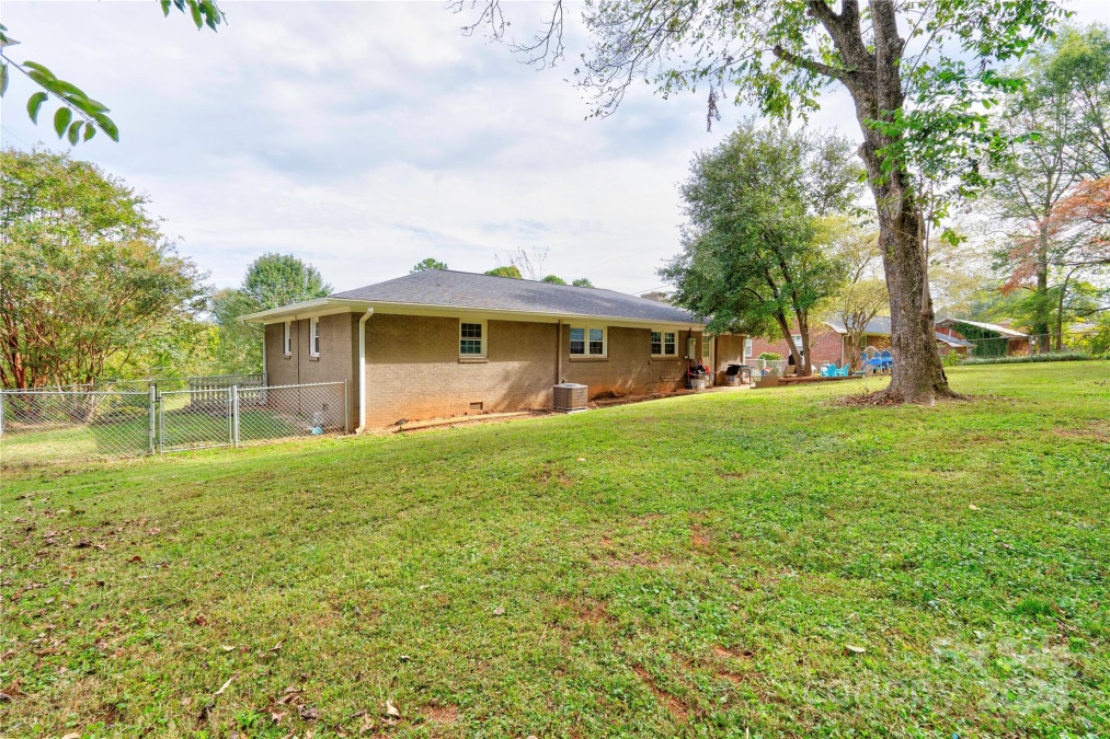 468 Edwards St Rutherfordton, NC 28139