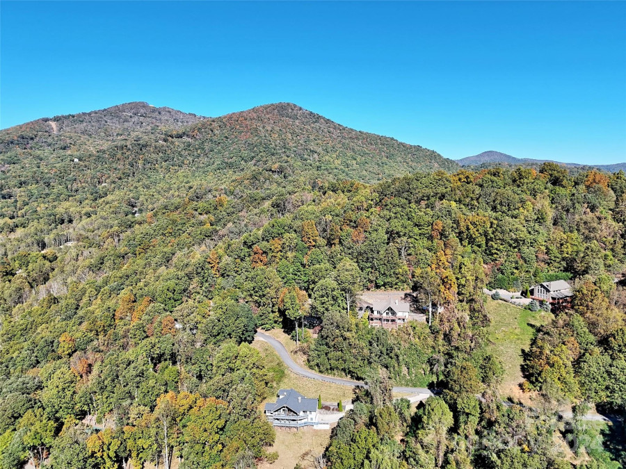 375 Grandview Cliff Hts Maggie Valley, NC 28751