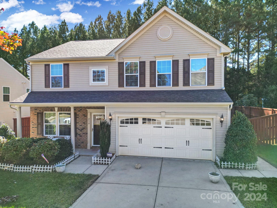 238 Almora Loop Mooresville, NC 28115