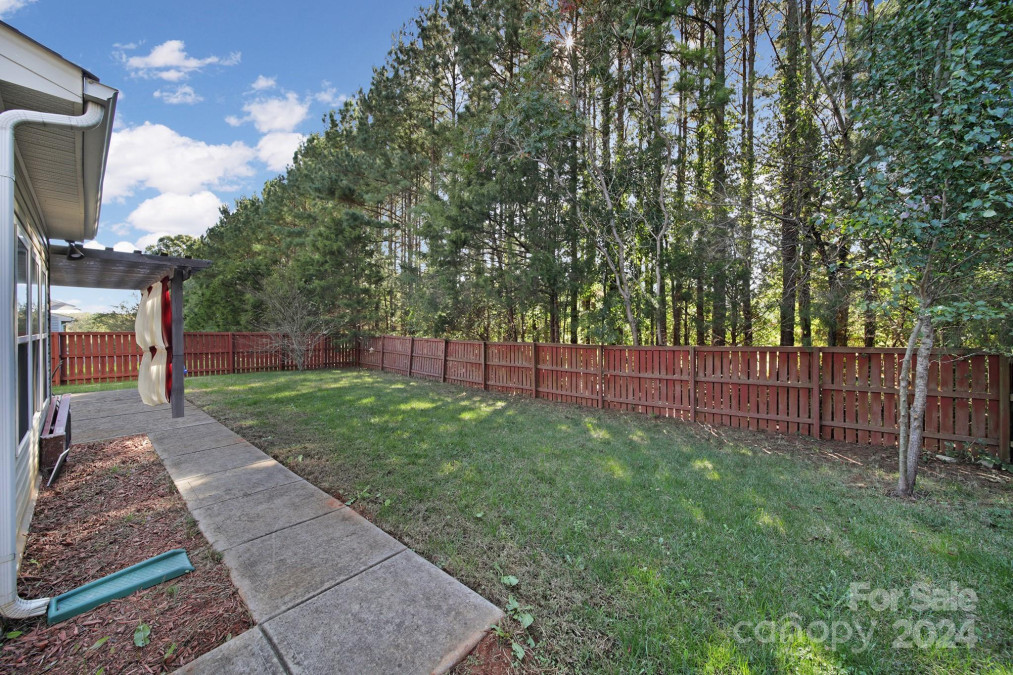 238 Almora Loop Mooresville, NC 28115