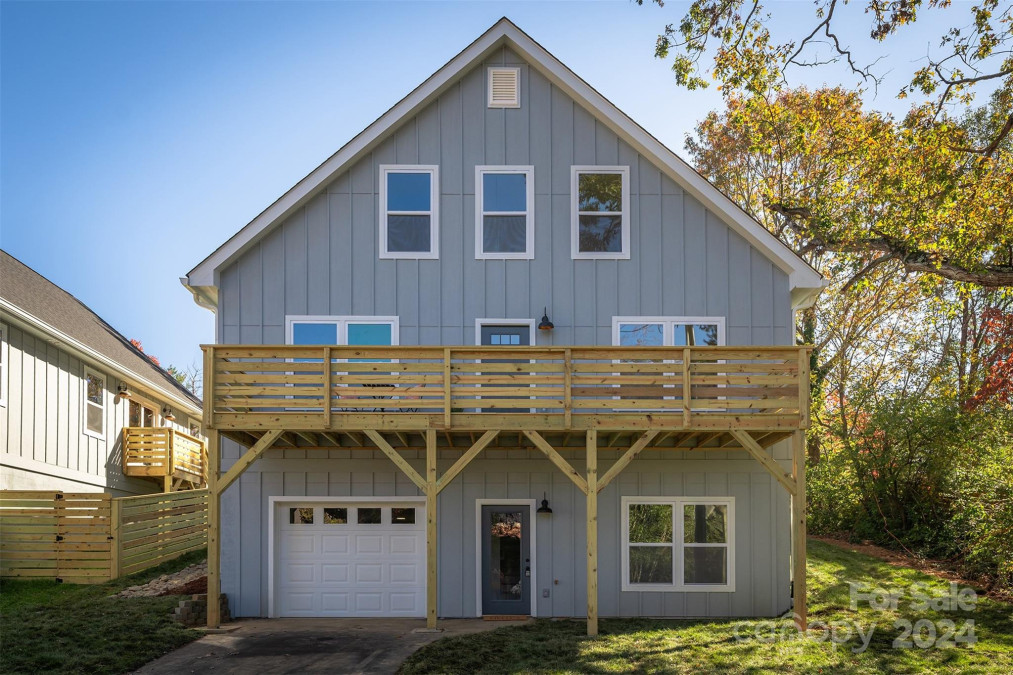 30 Crestview St Asheville, NC 28803