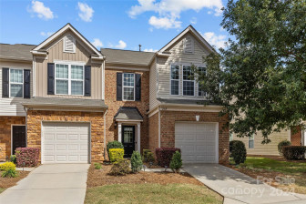 2419 Diplomat Ln Charlotte, NC 28210