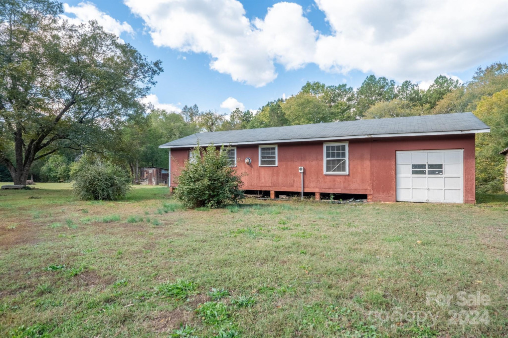 1197 Mount Ulla Hw Mooresville, NC 28115