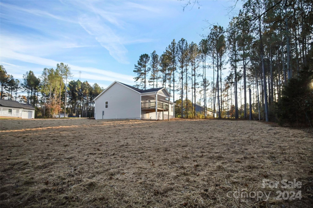 7066 Sparrow Ln Vale, NC 28168