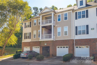 6792 Mallard Park Dr Charlotte, NC 28262