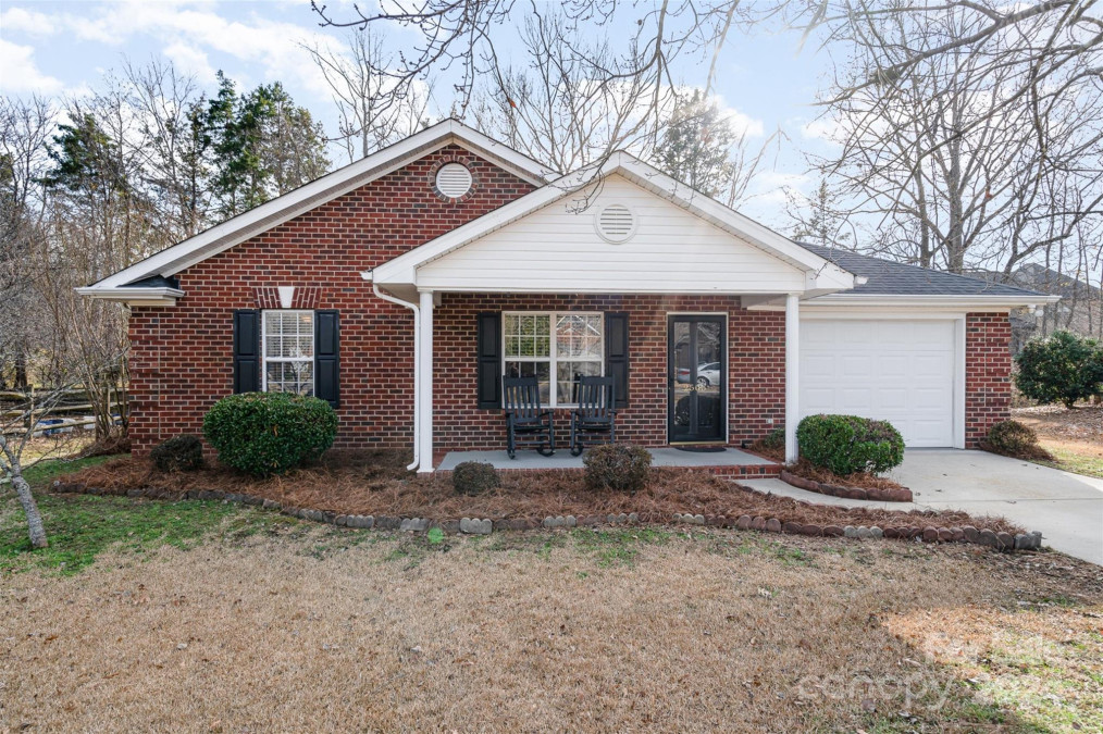 2505 Bass Ct Harrisburg, NC 28075