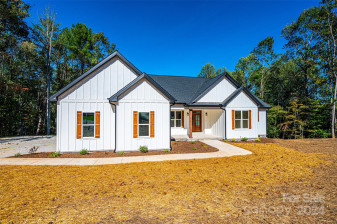 5962 Alexander Pl Granite Falls, NC 28630